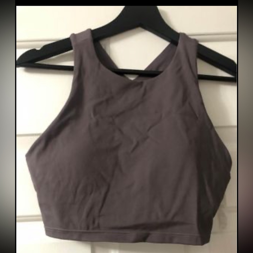 BNWT High neck long line sports bra
